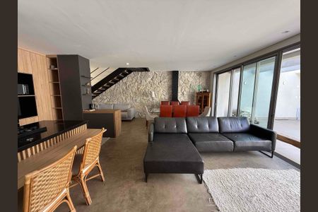 Casa à venda com 3 quartos, 200m² em Residencial Tambore III, Santana de Parnaíba