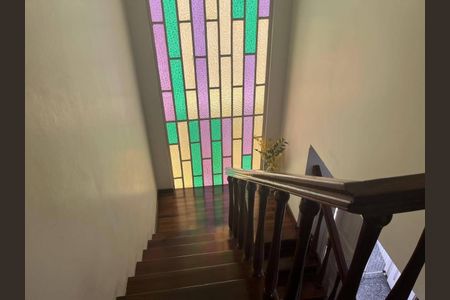 Casa à venda com 194m², 4 quartos e 3 vagas