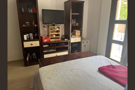 Casa à venda com 194m², 4 quartos e 3 vagas