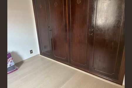 Casa à venda com 194m², 4 quartos e 3 vagas