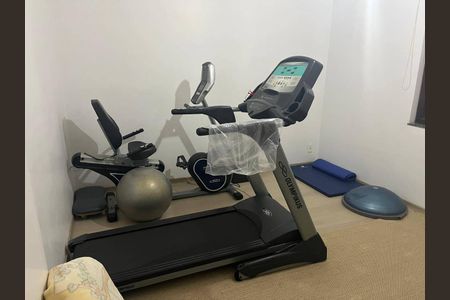 Casa à venda com 194m², 4 quartos e 3 vagas