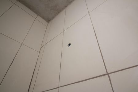 Banheiro de casa para alugar com 1 quarto, 35m² em Vila Bancaria Munhoz, São Paulo