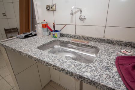 Sala/Cozinha de casa para alugar com 1 quarto, 35m² em Vila Bancaria Munhoz, São Paulo