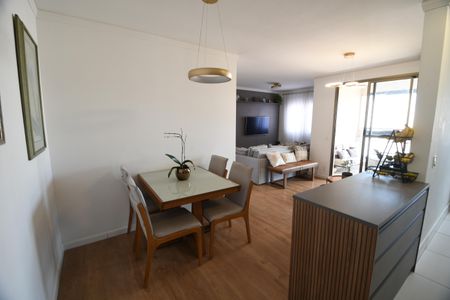 Sala de apartamento à venda com 2 quartos, 75m² em Botafogo, Campinas
