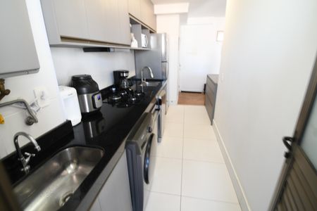 Apartamento à venda com 75m², 2 quartos e 2 vagasÁrea de Serviço