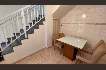 Casa à venda com 3 quartos, 138m² em Vista Alegre, Rio de Janeiro