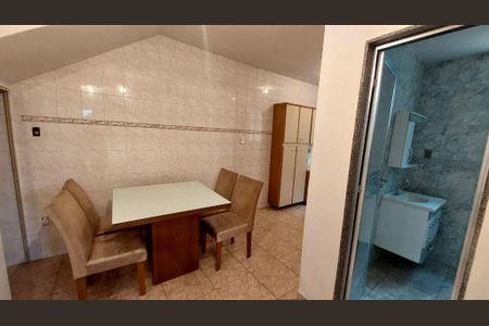 Casa à venda com 3 quartos, 138m² em Vista Alegre, Rio de Janeiro