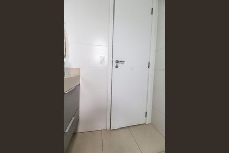 Apartamento à venda com 112m², 3 quartos e 2 vagasBanheiro da Suíte