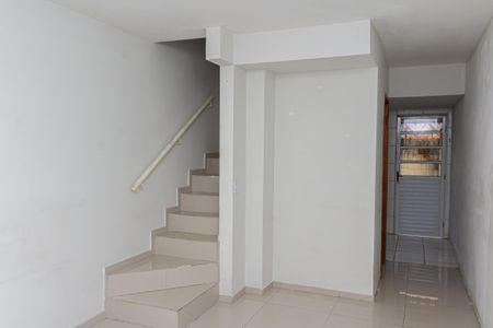 Casa de condomínio para alugar com 60m², 2 quartos e 1 vaga Casa de condomínio para alugar com 60m², 2 quartos e 1 vagaSala