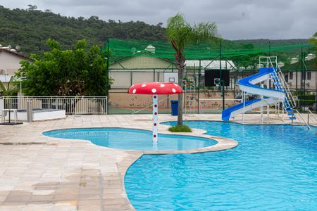 Casa de condomínio para alugar com 60m², 2 quartos e 1 vaga Casa de condomínio para alugar com 60m², 2 quartos e 1 vagaÁrea comum - Piscina