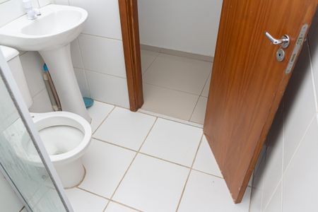 Casa de condomínio para alugar com 60m², 2 quartos e 1 vaga Casa de condomínio para alugar com 60m², 2 quartos e 1 vagaBanheiro