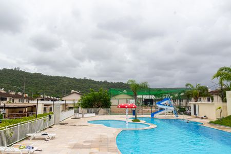 Casa de condomínio para alugar com 60m², 2 quartos e 1 vaga Casa de condomínio para alugar com 60m², 2 quartos e 1 vagaÁrea comum - Piscina