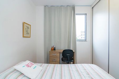 Apartamento à venda com 95m², 3 quartos e 2 vagas Apartamento à venda com 95m², 3 quartos e 2 vagasQuarto 2