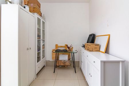 Apartamento à venda com 95m², 3 quartos e 2 vagas Apartamento à venda com 95m², 3 quartos e 2 vagasSaleta