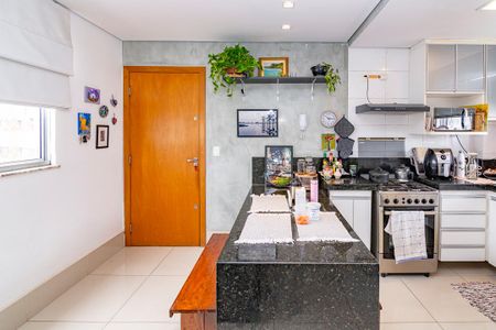 Apartamento à venda com 95m², 3 quartos e 2 vagas Apartamento à venda com 95m², 3 quartos e 2 vagasSala