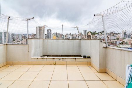 Apartamento à venda com 95m², 3 quartos e 2 vagas Apartamento à venda com 95m², 3 quartos e 2 vagasVaranda
