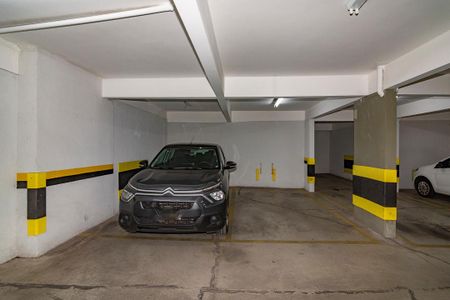 Apartamento à venda com 95m², 3 quartos e 2 vagas Apartamento à venda com 95m², 3 quartos e 2 vagasGaragem