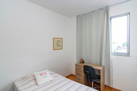 Apartamento à venda com 95m², 3 quartos e 2 vagas Apartamento à venda com 95m², 3 quartos e 2 vagasQuarto 2