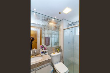 Apartamento à venda com 95m², 3 quartos e 2 vagas Apartamento à venda com 95m², 3 quartos e 2 vagasBanheiro da Suíte