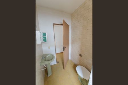 Casa para alugar com 100m², 2 quartos e 1 vaga Casa para alugar com 100m², 2 quartos e 1 vagaBanheiro