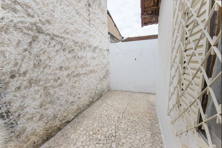 Casa para alugar com 100m², 2 quartos e 1 vaga Casa para alugar com 100m², 2 quartos e 1 vagaQuintal