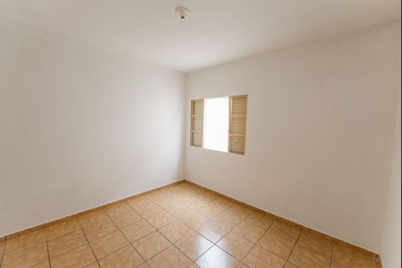 Quarto 2 de casa para alugar com 2 quartos, 100m² em Vila Sao Geraldo, Taubaté