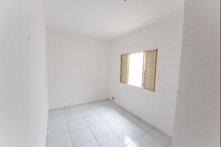 Casa para alugar com 100m², 2 quartos e 1 vaga Casa para alugar com 100m², 2 quartos e 1 vagaQuarto 1