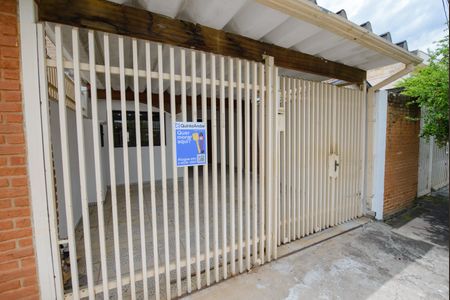 Casa para alugar com 100m², 2 quartos e 1 vaga Casa para alugar com 100m², 2 quartos e 1 vagaFachada da Casa