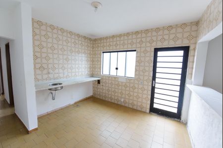 Casa para alugar com 100m², 2 quartos e 1 vaga Casa para alugar com 100m², 2 quartos e 1 vagaCozinha