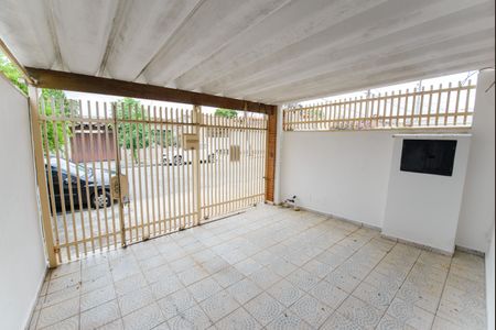 Casa para alugar com 100m², 2 quartos e 1 vaga Casa para alugar com 100m², 2 quartos e 1 vagaGaragem