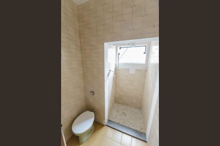 Casa para alugar com 100m², 2 quartos e 1 vaga Casa para alugar com 100m², 2 quartos e 1 vagaBanheiro