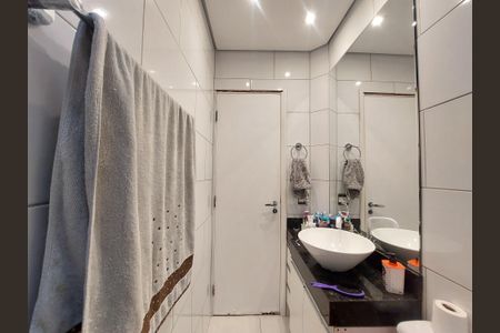 Casa de condomínio para alugar com 80m², 2 quartos e 1 vaga Casa de condomínio para alugar com 80m², 2 quartos e 1 vagaBanheiro