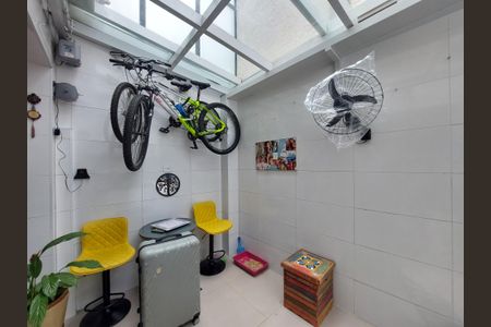 Casa de condomínio para alugar com 80m², 2 quartos e 1 vaga Casa de condomínio para alugar com 80m², 2 quartos e 1 vagaÁrea de Serviço