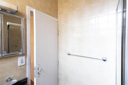 Casa à venda com 110m², 2 quartos e 2 vagasBanheiro da Suíte