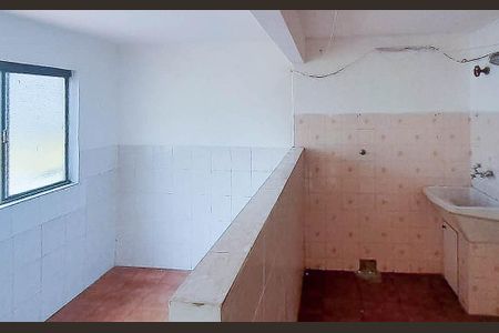 Casa à venda com 110m², 2 quartos e 2 vagasÁrea Serviço