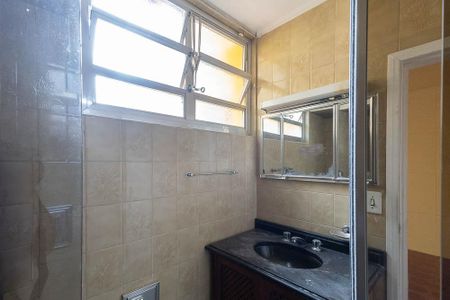 Casa à venda com 110m², 2 quartos e 2 vagasBanheiro da Suíte