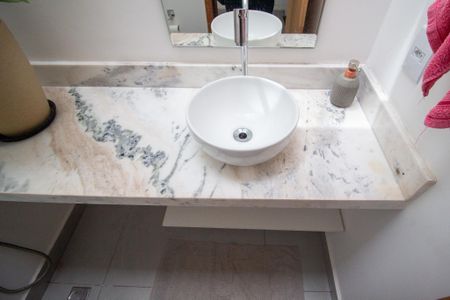 Casa de condomínio para alugar com 369m², 4 quartos e 2 vagasLavabo 