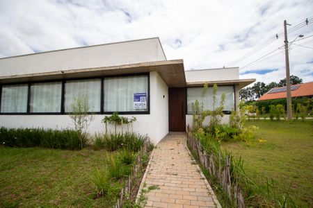 Casa de condomínio para alugar com 369m², 4 quartos e 2 vagasFachada 