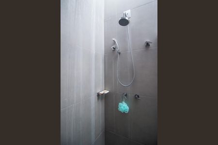 Casa de condomínio para alugar com 369m², 4 quartos e 2 vagasBanheiro da Suíte 4