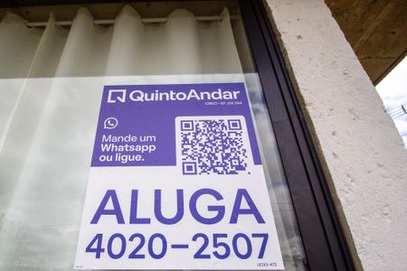 Casa de condomínio para alugar com 369m², 4 quartos e 2 vagasQR