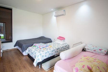 Casa de condomínio para alugar com 369m², 4 quartos e 2 vagasSuite 4