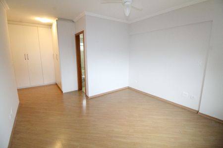 Apartamento para alugar com 200m², 4 quartos e 3 vagasSuíte 1