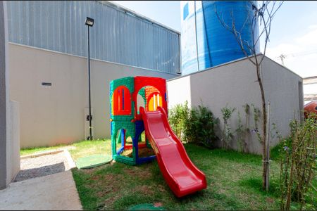 Apartamento à venda com 34m², 2 quartos e sem vaga Apartamento à venda com 34m², 2 quartos e sem vagaÁrea comum - Playground