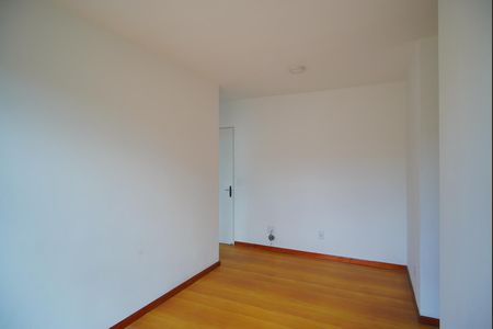 Sala de apartamento à venda com 2 quartos, 46m² em Passo das Pedras, Porto Alegre
