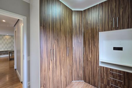 Apartamento à venda com 102m², 3 quartos e 2 vagasQuarto 2