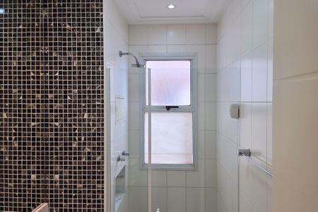 Apartamento à venda com 102m², 3 quartos e 2 vagasBanheiro Social