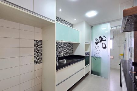 Apartamento à venda com 102m², 3 quartos e 2 vagasCozinha