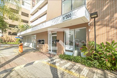 Apartamento à venda com 102m², 3 quartos e 2 vagasFachada