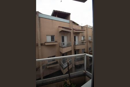 Casa de condomínio à venda com 229m², 3 quartos e 2 vagasVaranda