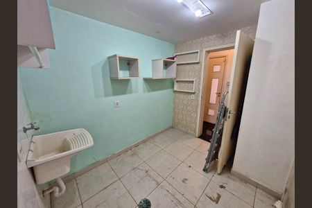 Casa de condomínio à venda com 229m², 3 quartos e 2 vagasQuarto 2